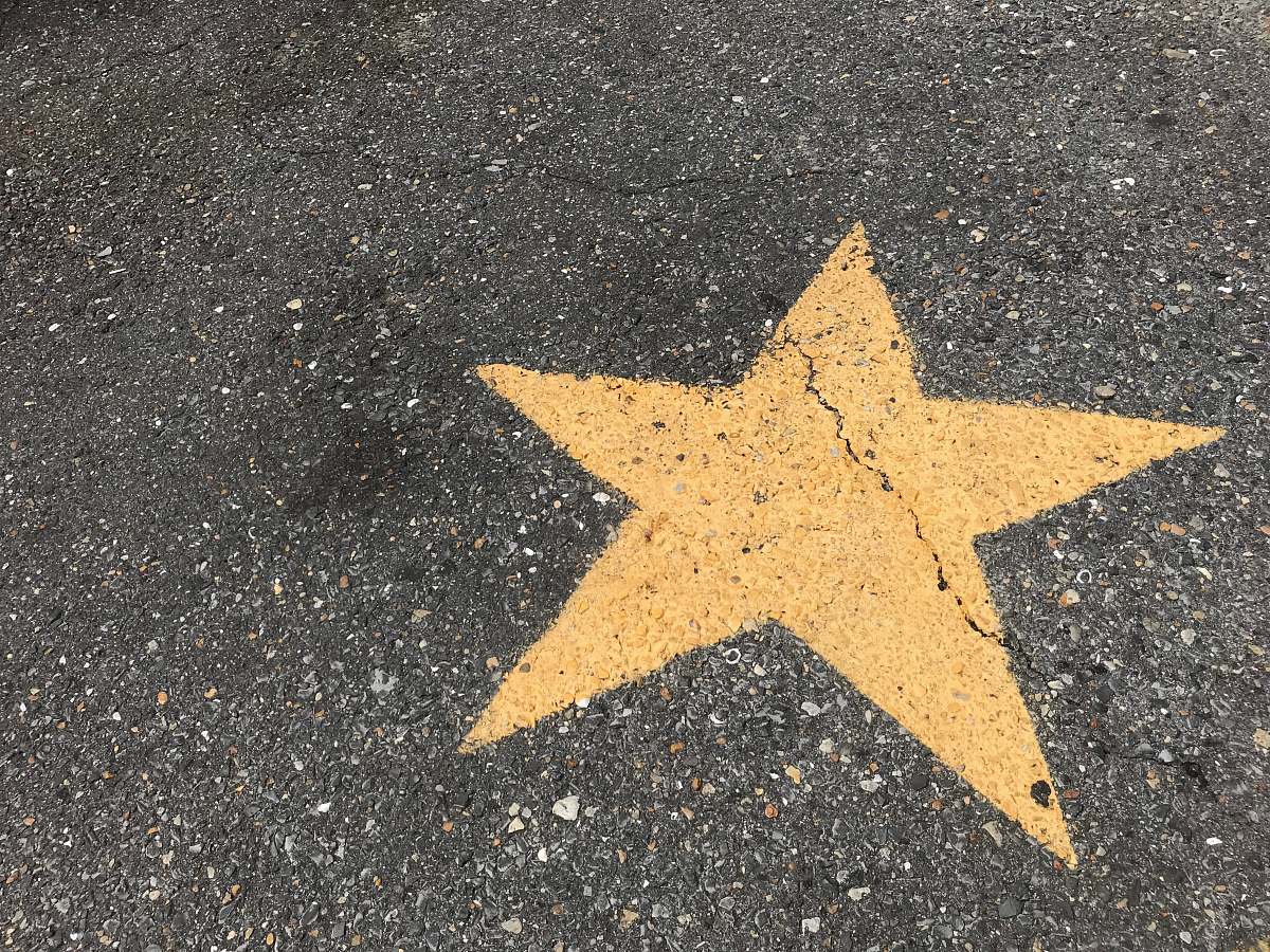 united states yellow star-printed pavement path